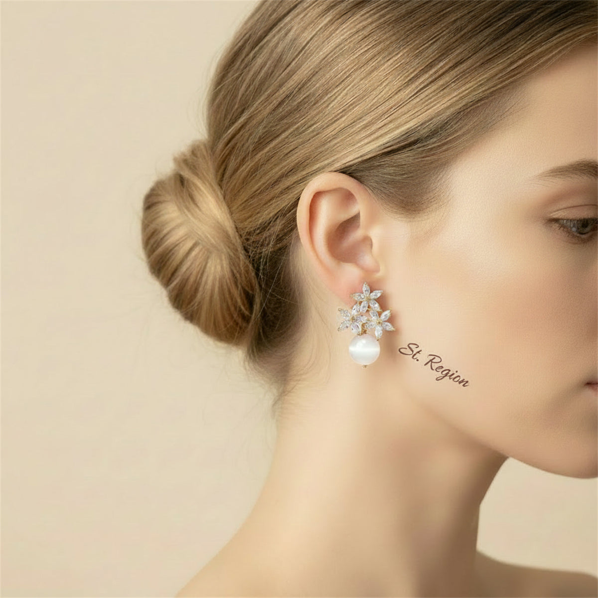 18K Gold-Plated & Clear Cubic Zirconia Floral Stud Earrings - Street Region