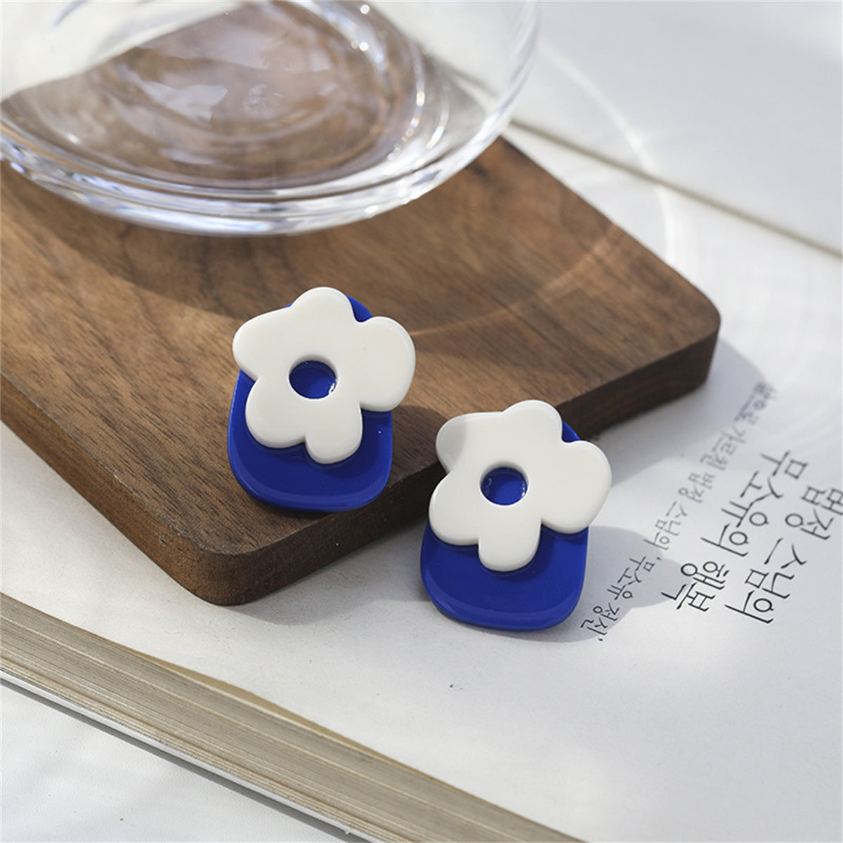 Blue and White Flower Stud Earrings, stud earrings for women, vintage-inspired design, styled look