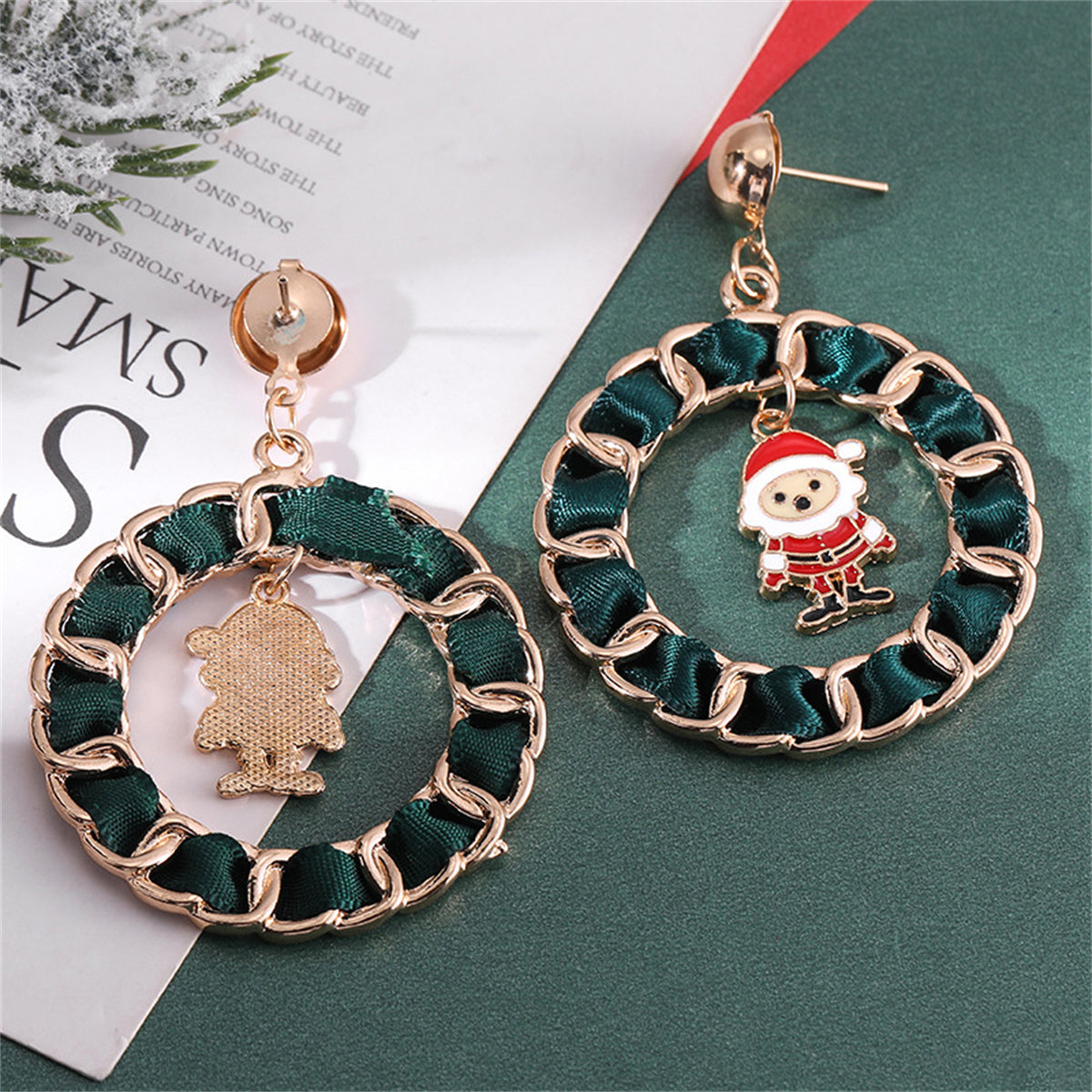 Red Enamel and Polyster 18K Gold-Plated Santa Curb Chain Circle Drop Earrings, gold drop earrings for women, lifestyle look