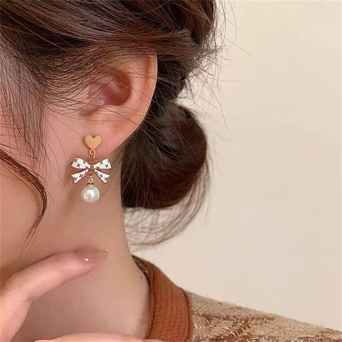 Pearl and Enamel 18K Gold-Plated Heart Bow Drop Earrings, gold drop earrings for women, detail close-up