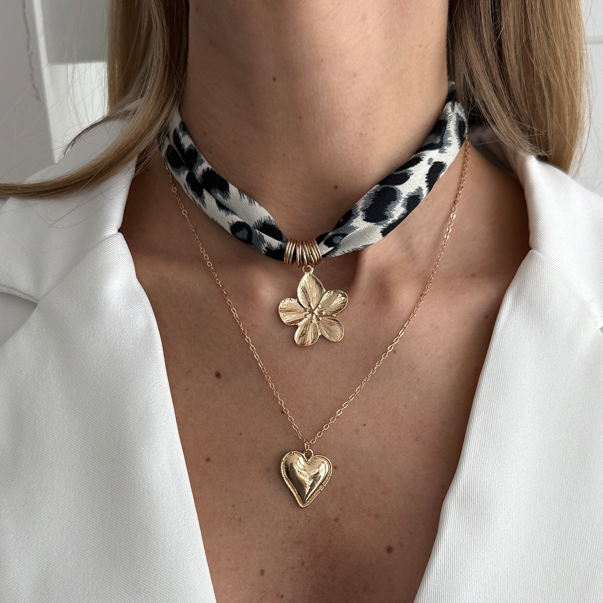Polyster & Goldtone Botany Print Flower Heart Pendant Necklace Set