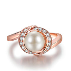 pearl & Crystal Halo Ring - streetregion