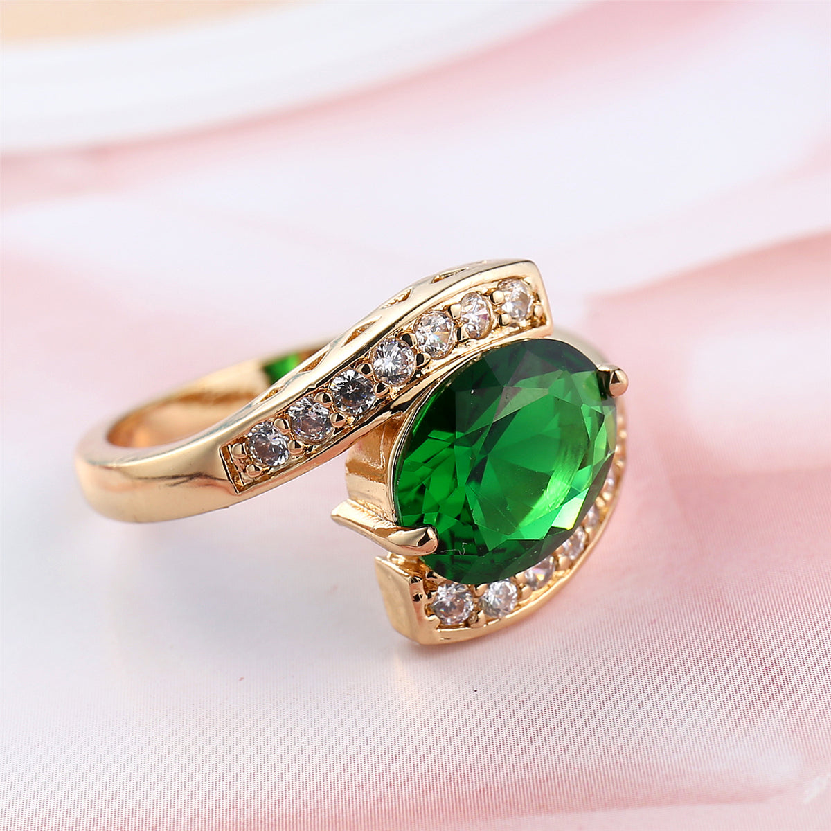 Green Crystal and Cubic Zirconia 18K Gold-Plated Ring, gold statement rings for women, detail close-up
