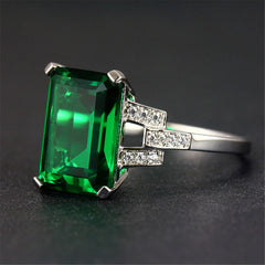 Green cubic zirconia & Crystal Cushion-Cut Ring - streetregion