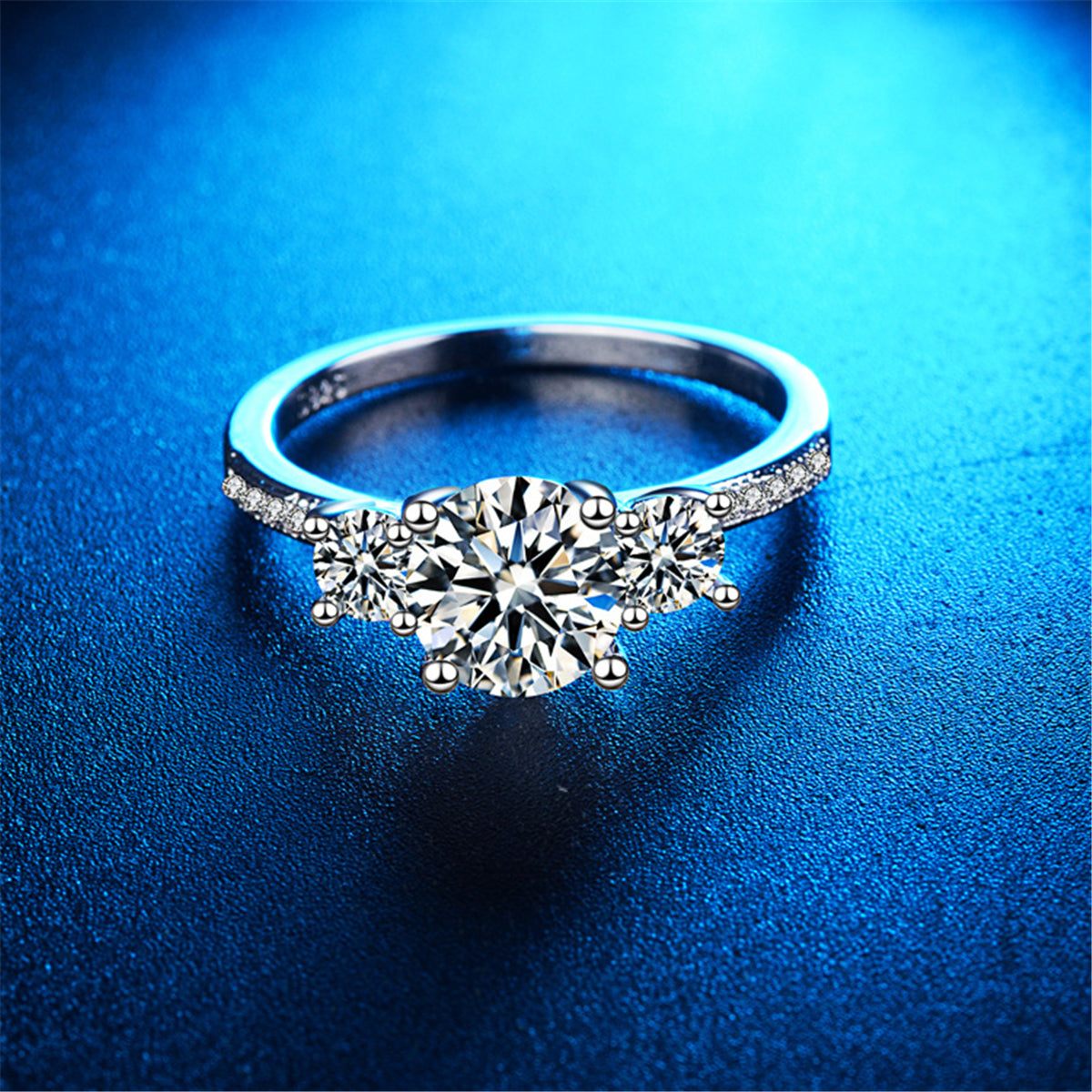 Crystal and Cubic Zirconia Round-Cut Ring, statement rings for women, botanical inspired, detail close-up