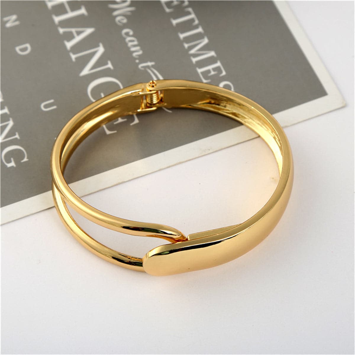 18K Gold-Plated Openwork Drop End Hinge Bangle, gold bangle bracelet, vintage-inspired design, detail close-up