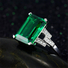 Green cubic zirconia & Crystal Cushion-Cut Ring - streetregion