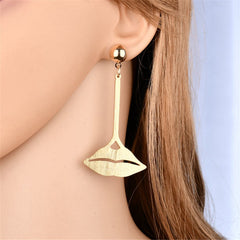 18k Gold-Plated Lips Drop Earrings - streetregion