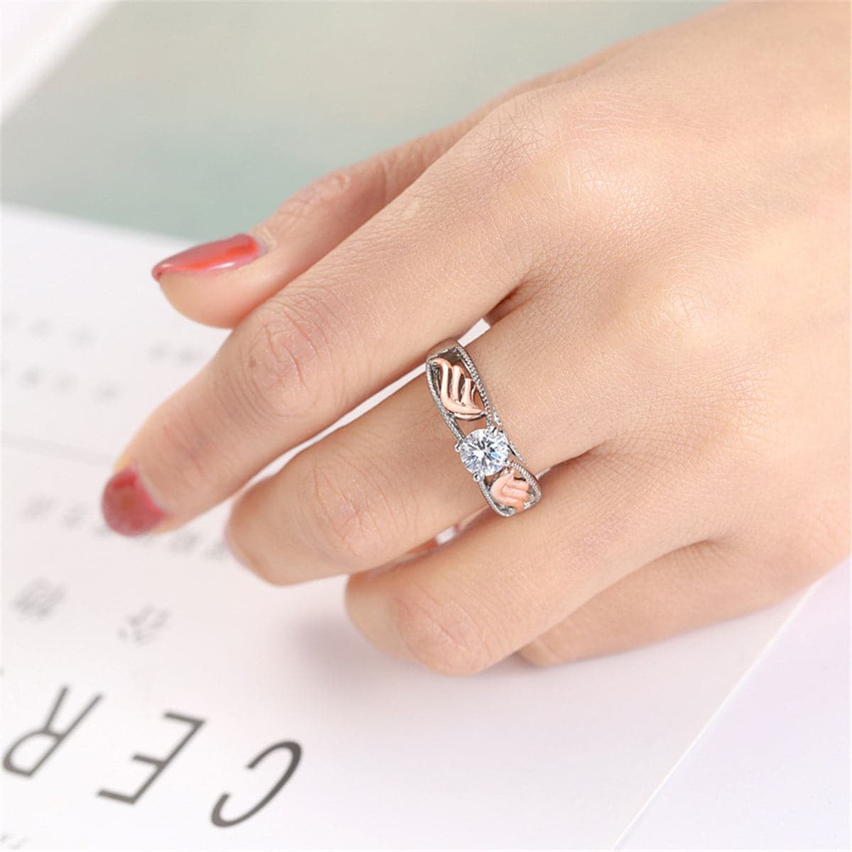 Crystal and Two-Tone Floral Ring, jewelry gift sets for women, dainty minimalist design, styled look