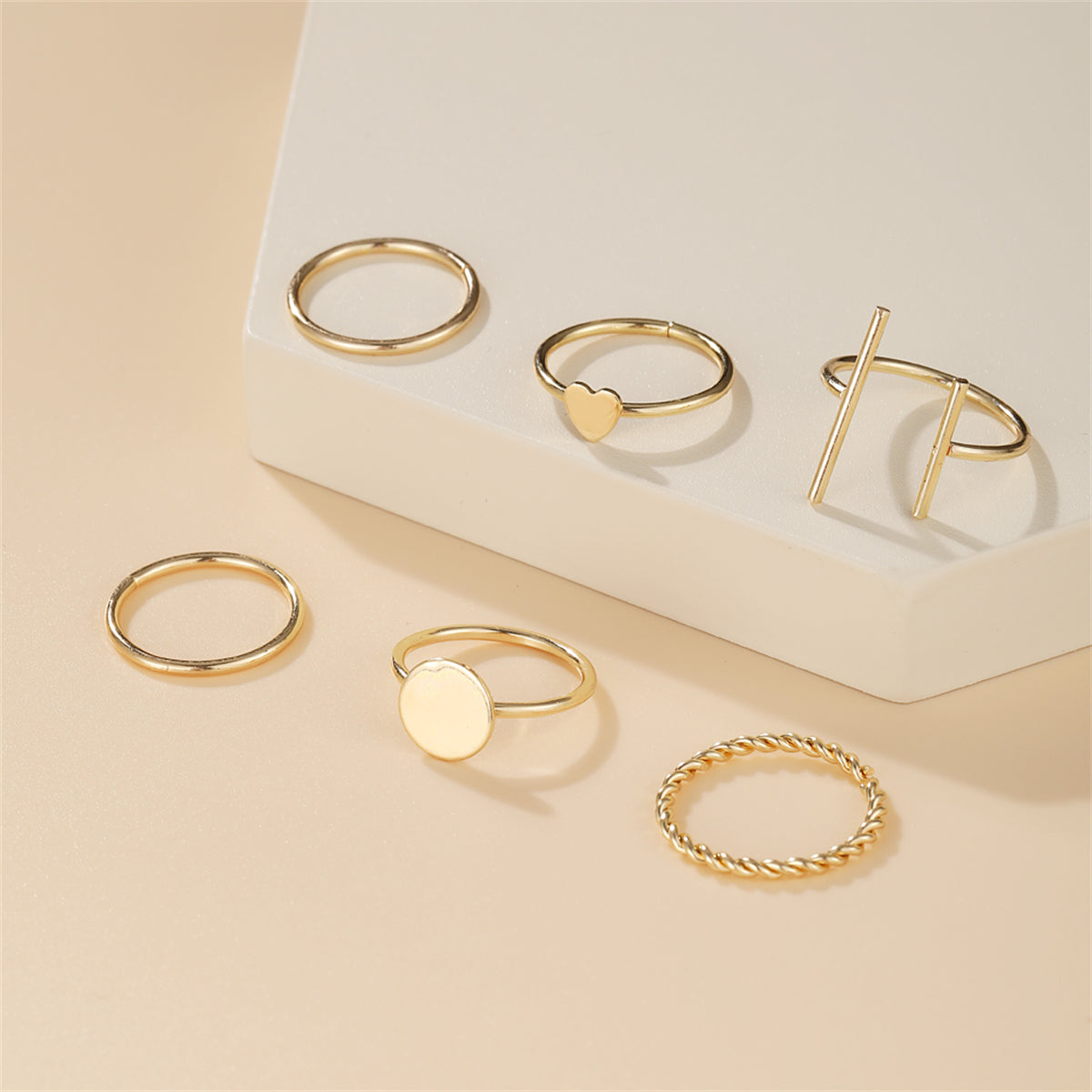 18K Gold-Plated Heart Ring Set, jewelry gift sets for women, vintage-inspired design, styled look