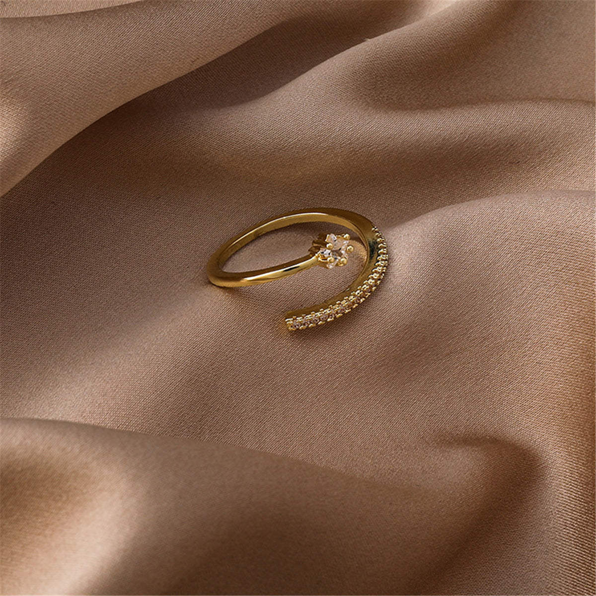 Cubic Zirconia and 18K Gold-Plated Star Ring, gold statement rings for women, elegant gift for her, styled look