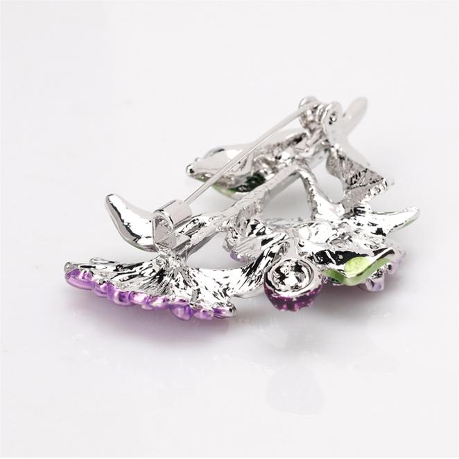 Purple Enamel and Silver-Plated Flower Brooch, silver brooch pin, elegant gift for her, detail close-up
