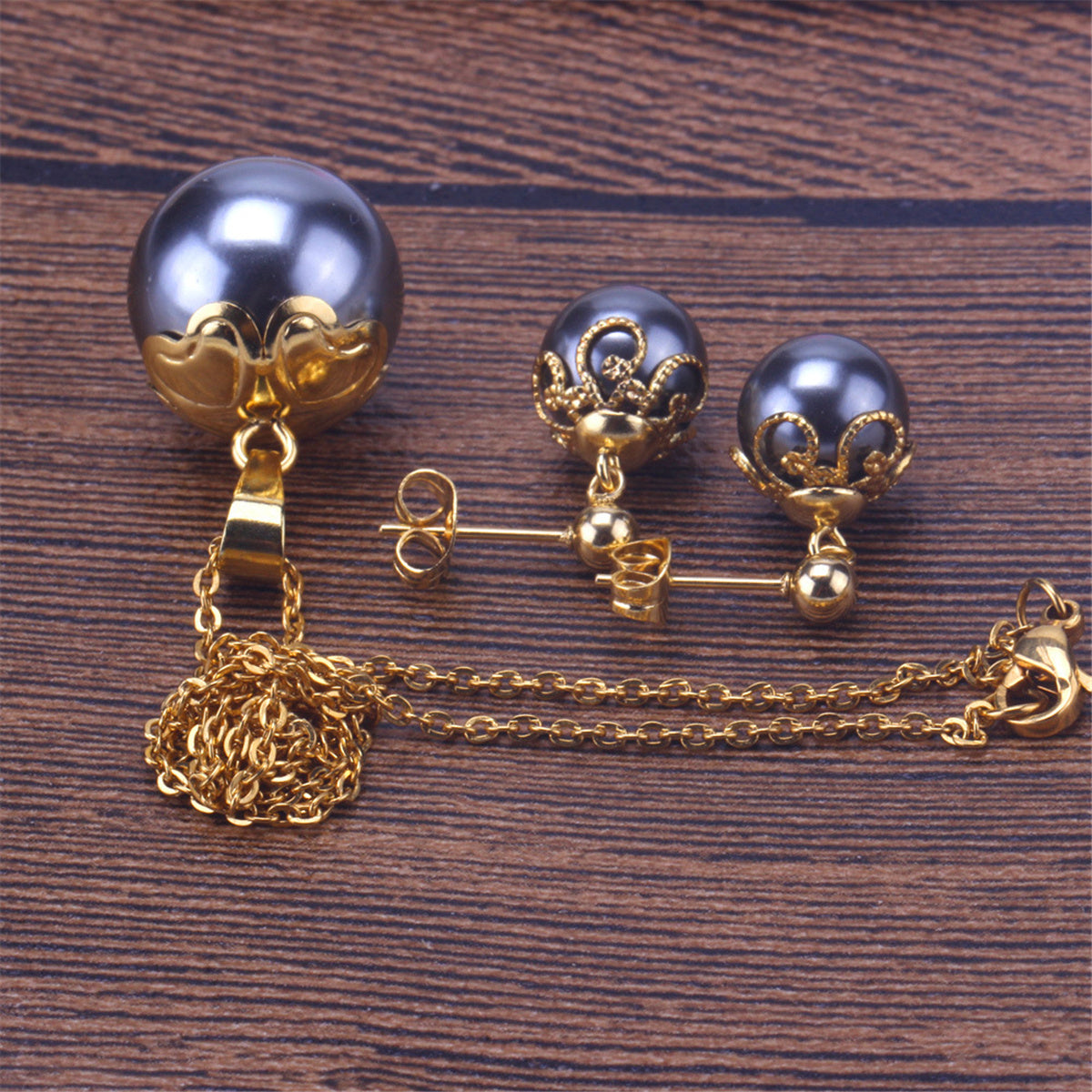 Black Pearl and 18K Gold-Plated Pendant Necklace and Stud Earrings, gold drop earrings for women, styled look
