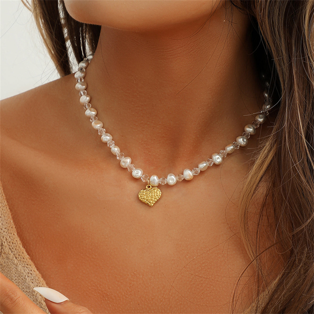 Pearl and Acrylic Heart Pendant Necklace, pendant necklace for women, dainty minimalist design, styled look