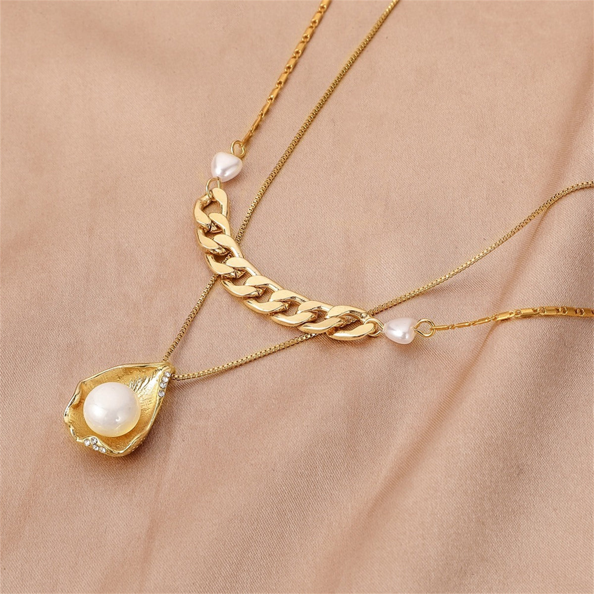 Pearl and 18K Gold-Plated Shell Pendant Necklace Set, jewelry gift sets for women, dainty minimalist design, styled look