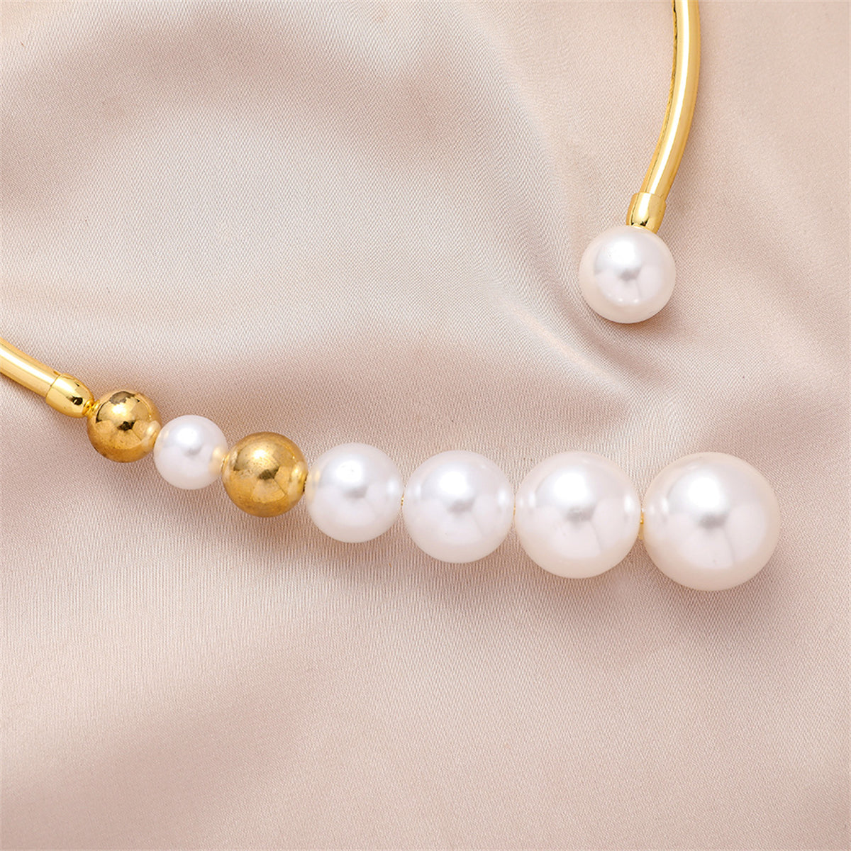 Pearl and 18K Gold-Plated Ball Collar Choker, chunky gold choker necklace, botanical inspired, lifestyle look