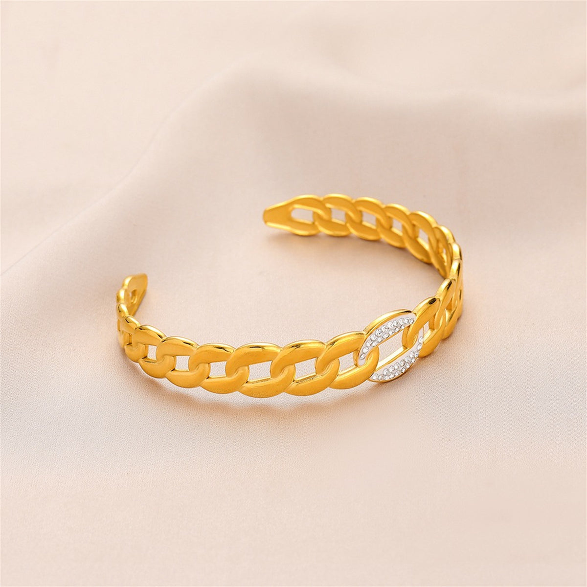 Cubic Zirconia and 18K Gold-Plated Curb Chain Cuff, gold bracelet for women, dainty minimalist design, lifestyle look