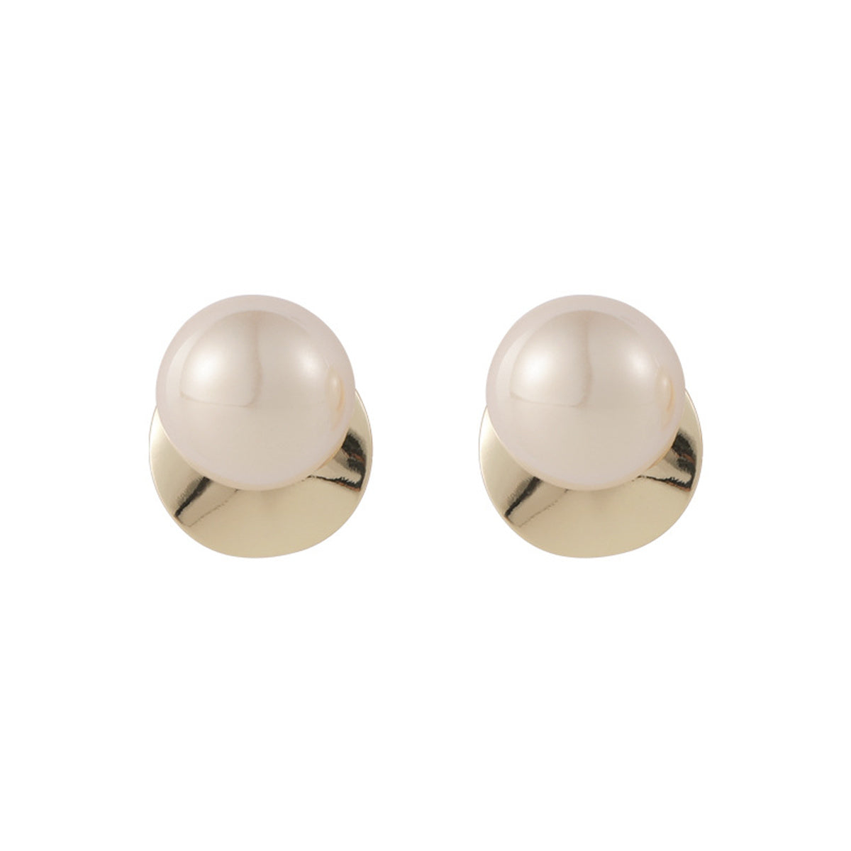 Pearl and 18K Gold-Plated Round Stud Earrings, gold stud earrings for women, everyday style, detail close-up