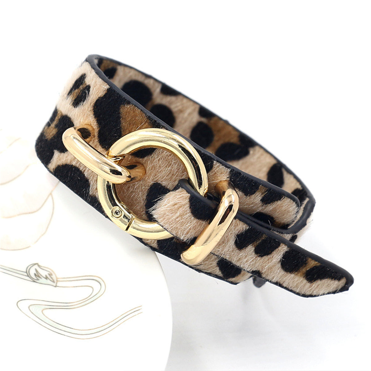 Light Coffee Polystyrene and 18K Gold-Plated Leopard Bracelet, gold bracelet for women, vintage-inspired design, front view
