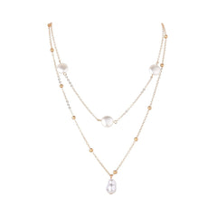 Two-layer pendant necklace crafted with pearls and an 18K gold-plated chain, offering a chic and elegant accessory.