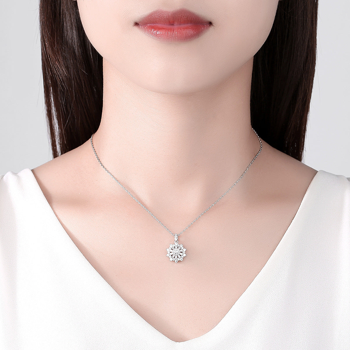 Crystal and Silver-Plated Flower Pendant Necklace, silver pendant necklace for women, elegant gift for her, lifestyle look