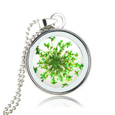 Green Gypsophila & Silver-Plated Round Pendant Necklace