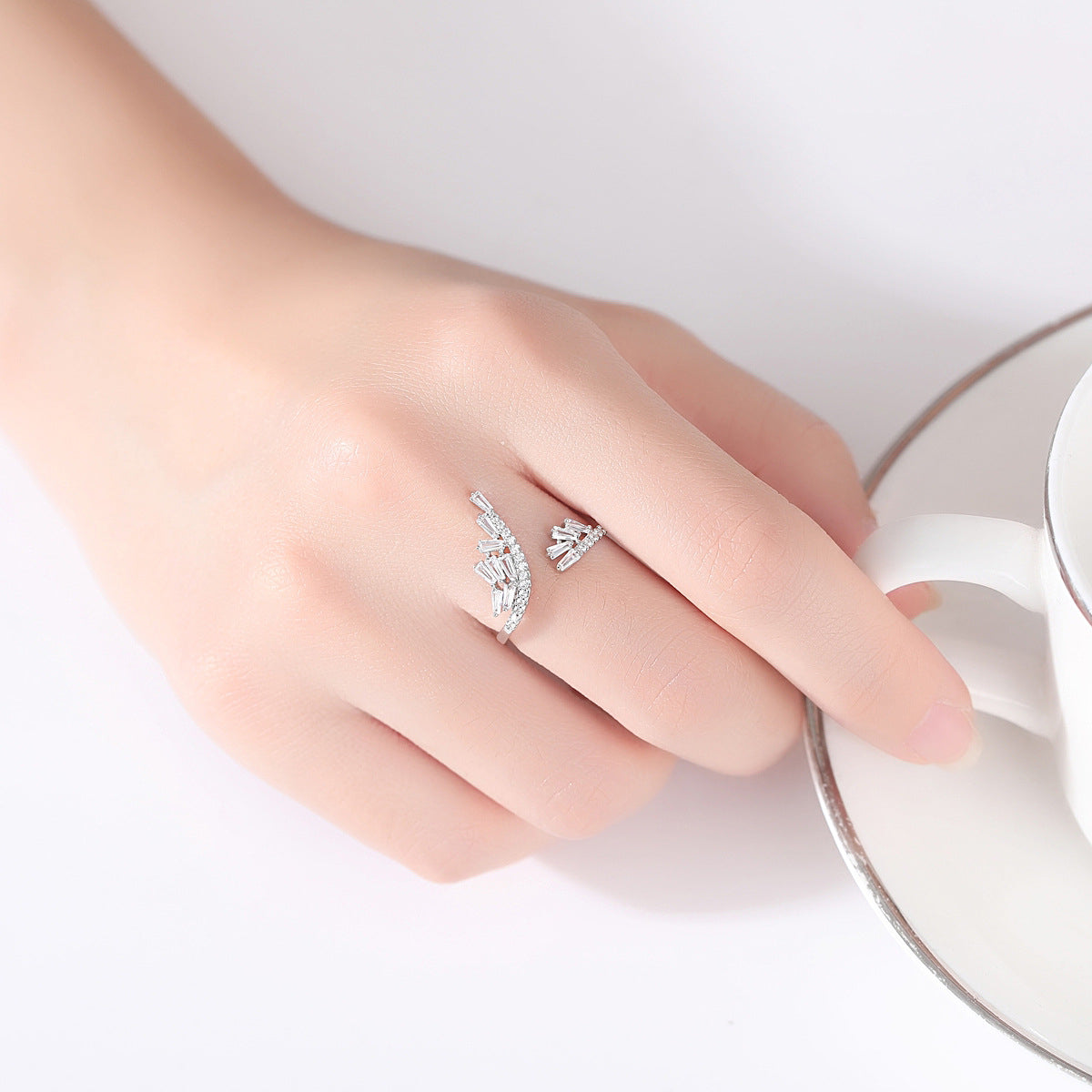 Crystal and Cubic Zirconia Silver-Plated Rattan Open Ring, silver statement rings for women, lifestyle look