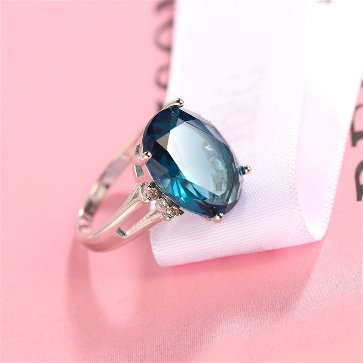 Navy Crystal and Silver-Plated Oval-Cut Cocktail Ring, silver statement rings for women, botanical inspired, styled look