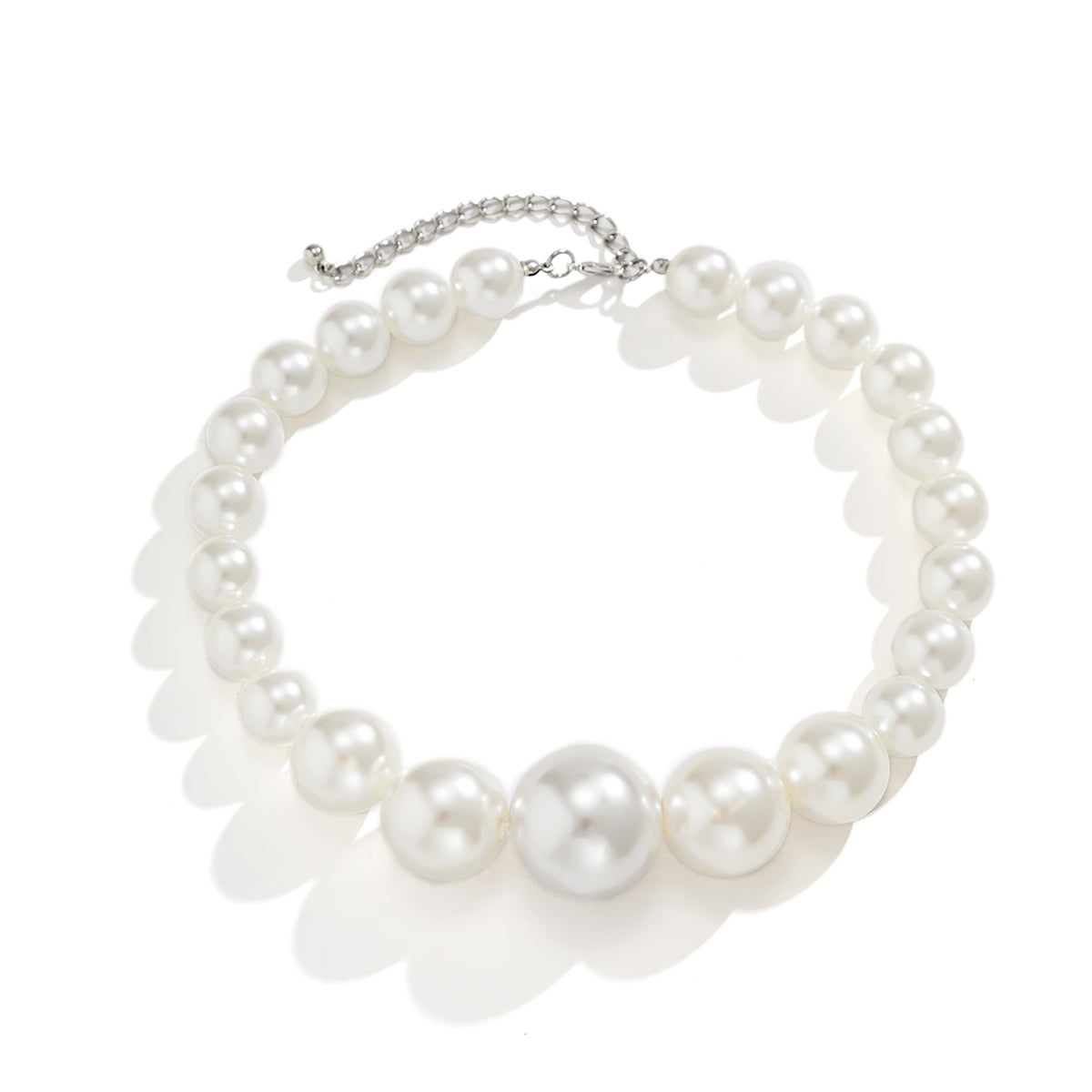 Pearl and Silver-Plated Graduated Choker, silver pendant necklace for women, everyday style, styled look