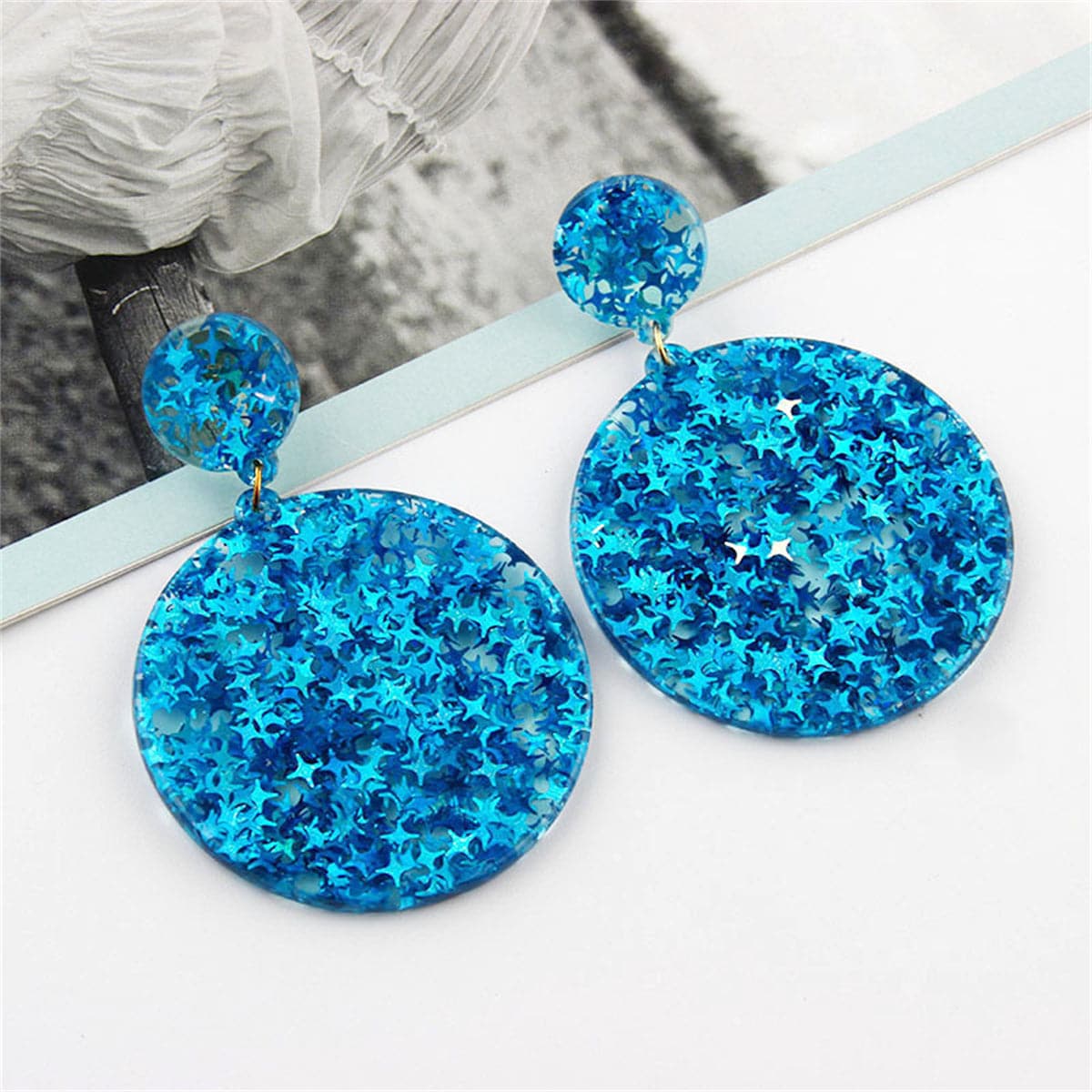Blue Resin Stars Round Disc Earrings, drop earrings for women, dainty minimalist design, side view