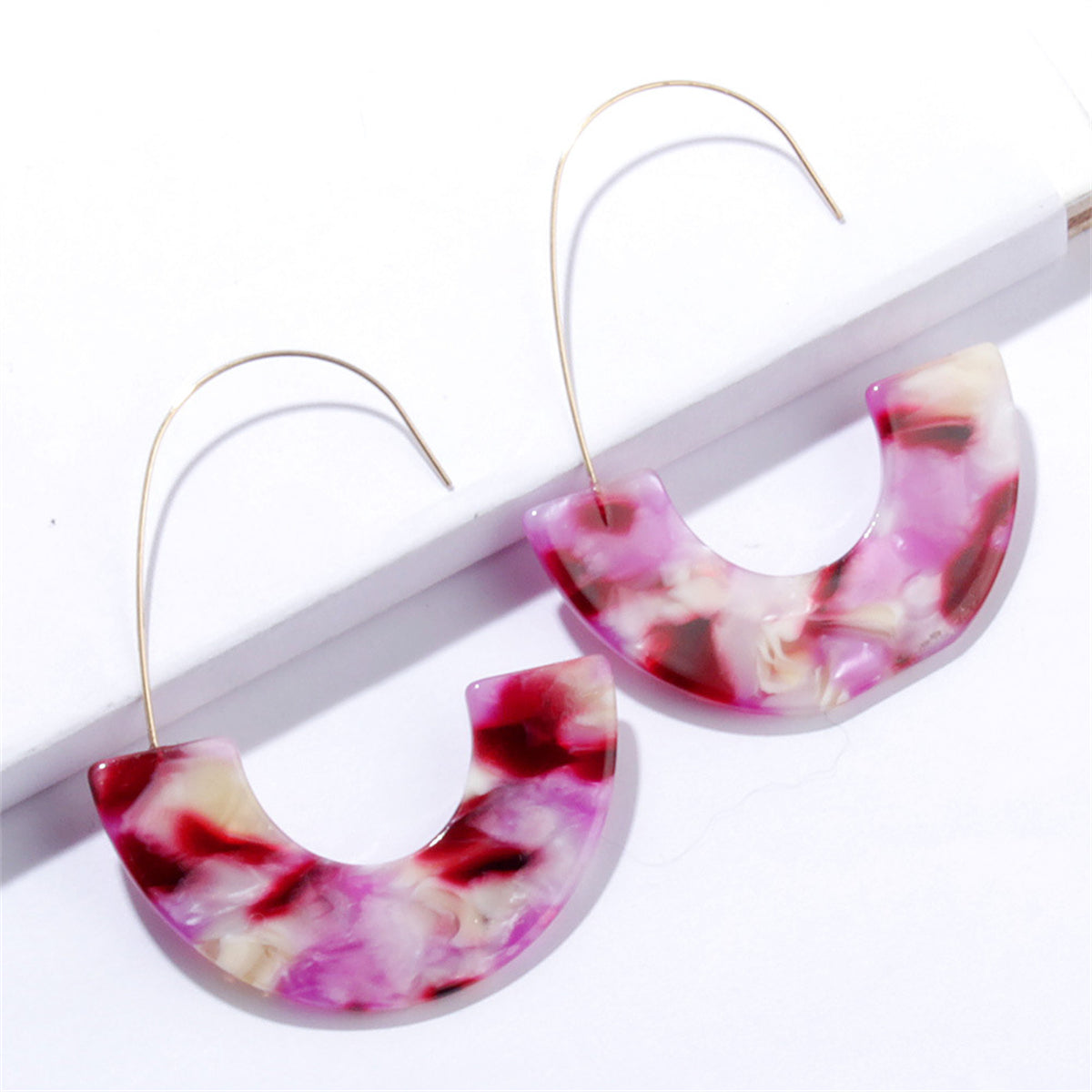 Purple Acrylic and 18K Gold-Plated Tortoise-Print Arc Huggie Earrings, gold huggie earrings, elegant gift for her, front view