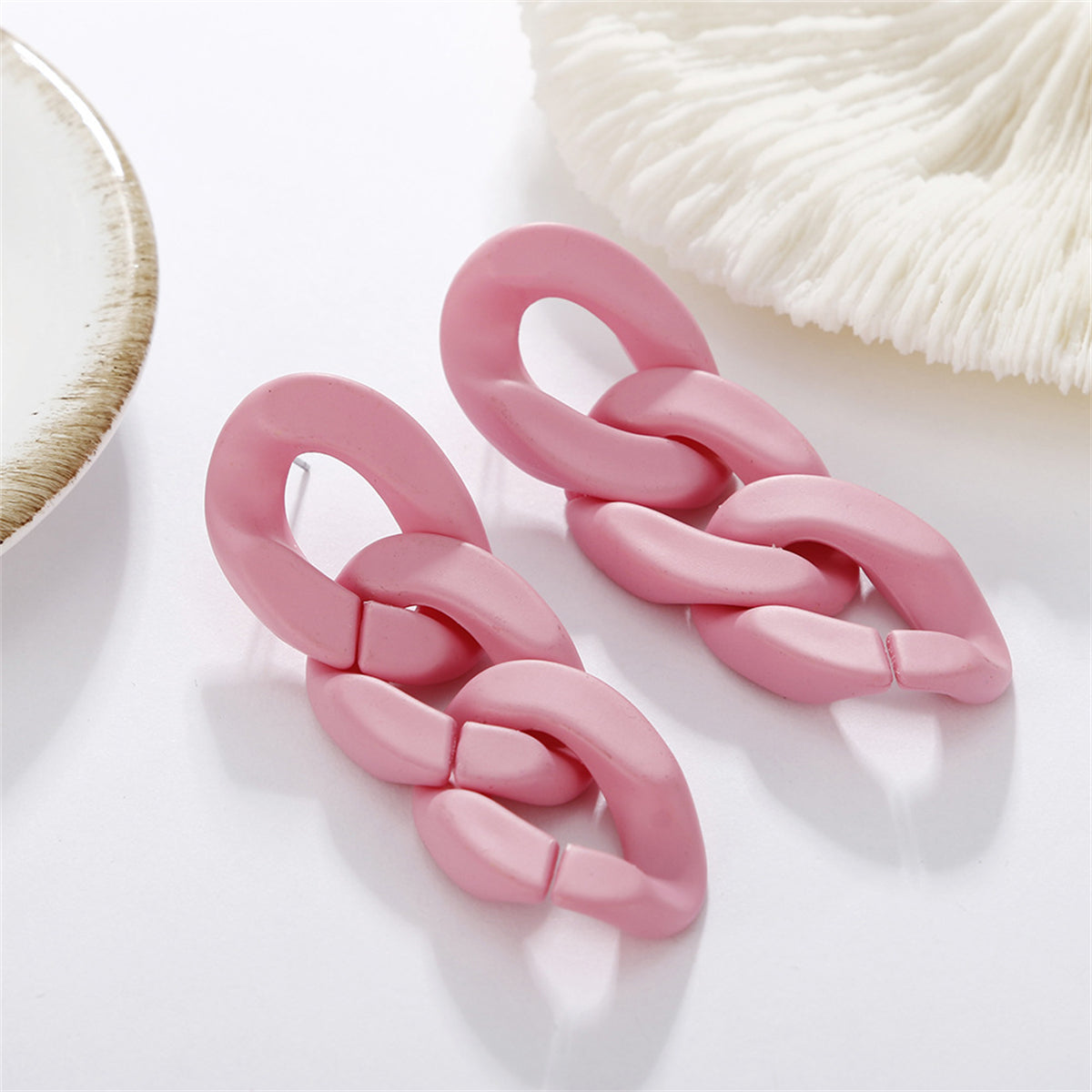 Pink Chunky Curb Chain Drop Earrings, drop earrings for women, everyday style, front view