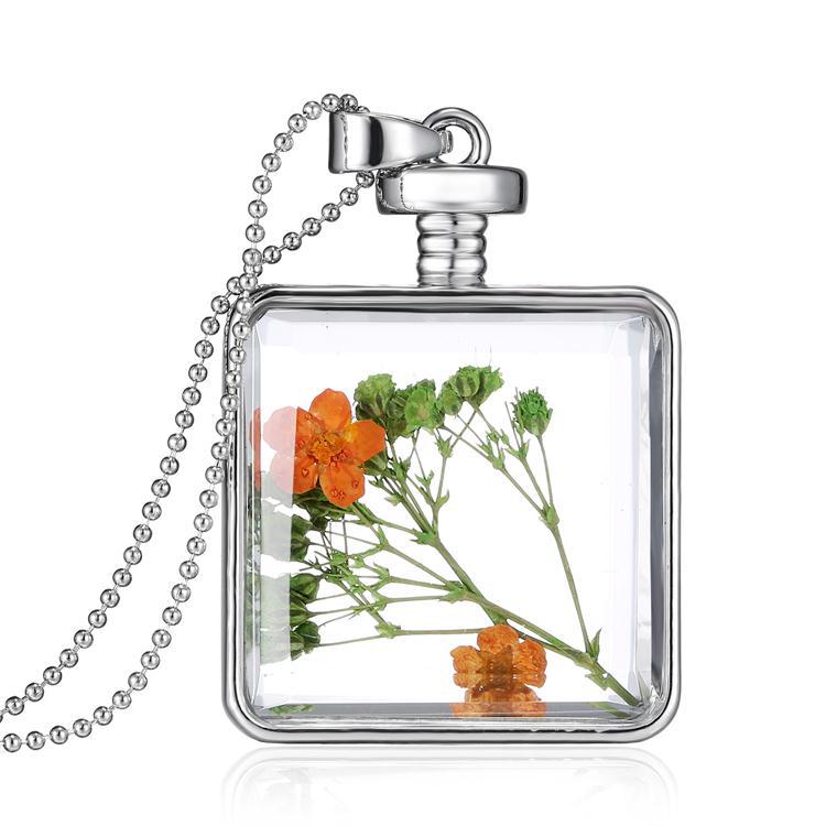 Green Pressed Flower & Silver-Plated Square Pendant Necklace