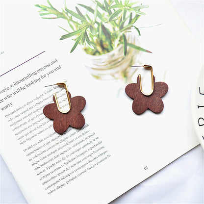 Coffee Wood and 18K Gold-Plated Flower Huggie Earrings, gold huggie earrings, everyday style, detail close-up