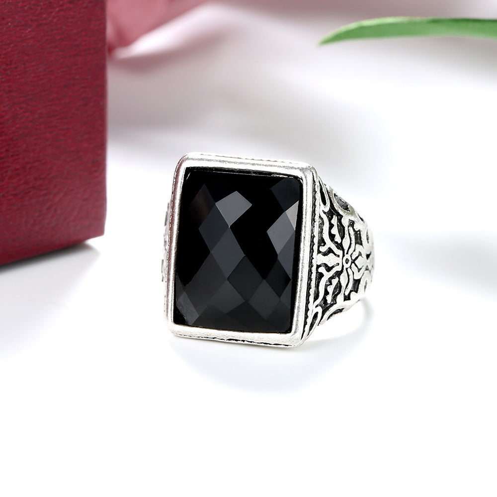 Black Rectangle Band Ring, statement rings for women, botanical inspired, detail close-up