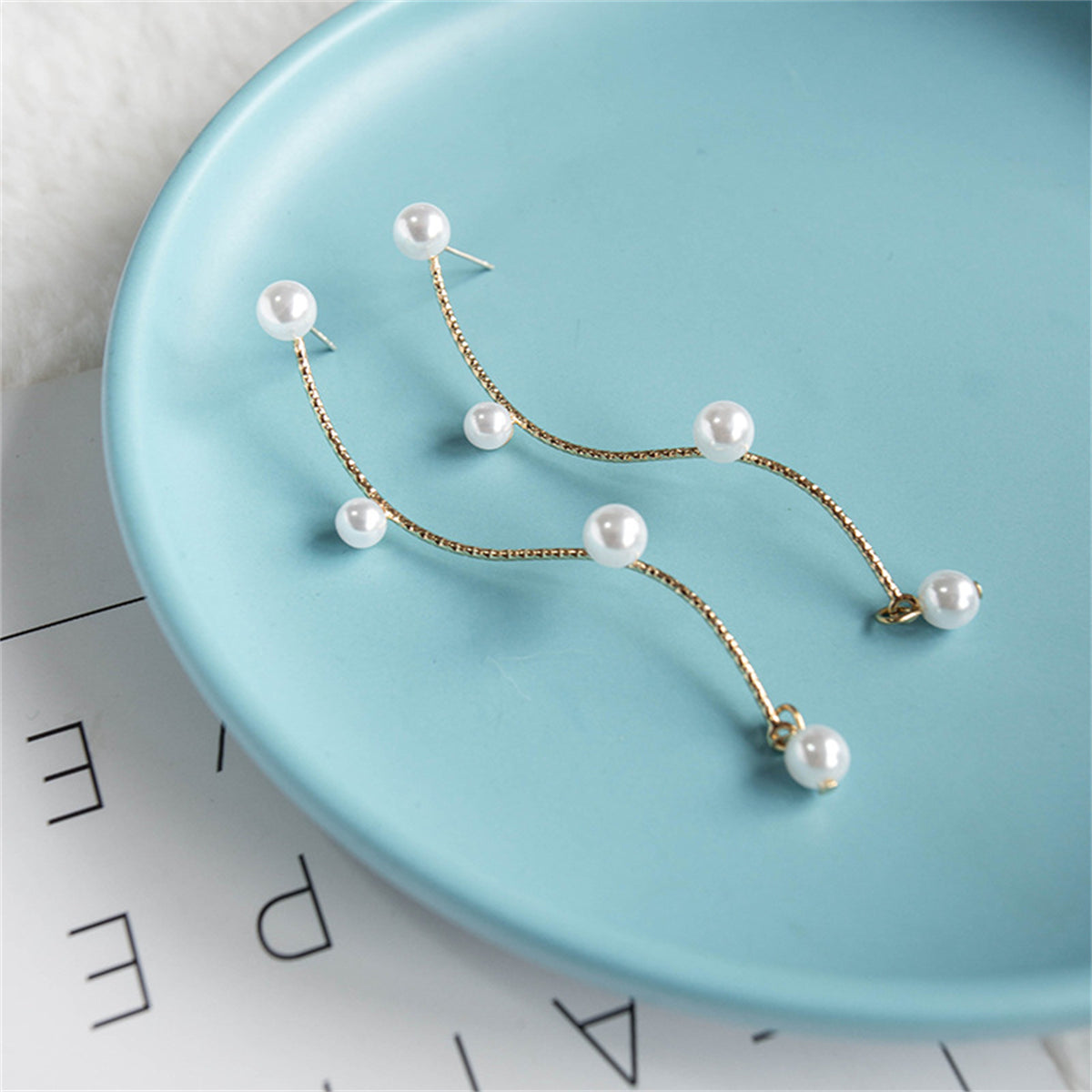 Pearl and 18K Gold-Plated Embellished Zigzag Drop Earrings, gold drop earrings for women, dainty minimalist design, side view
