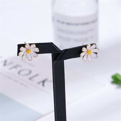 White Enamel and 18K Gold-Plated Mum Stud Earrings, gold stud earrings for women, everyday style, side view
