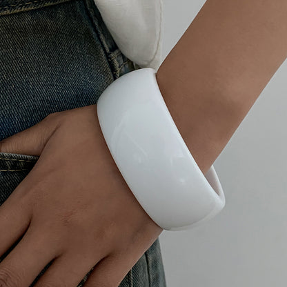 White Resin Bangle, bangle bracelet, dainty minimalist design, lifestyle look