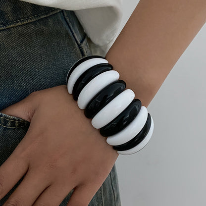 Black and White Resin Tire Stretch Bracelet, botanical inspired, styled look