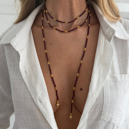 Wine Red Howlite and Goldtone Beaded Chain Necklace, vintage-inspired design, lifestyle look
