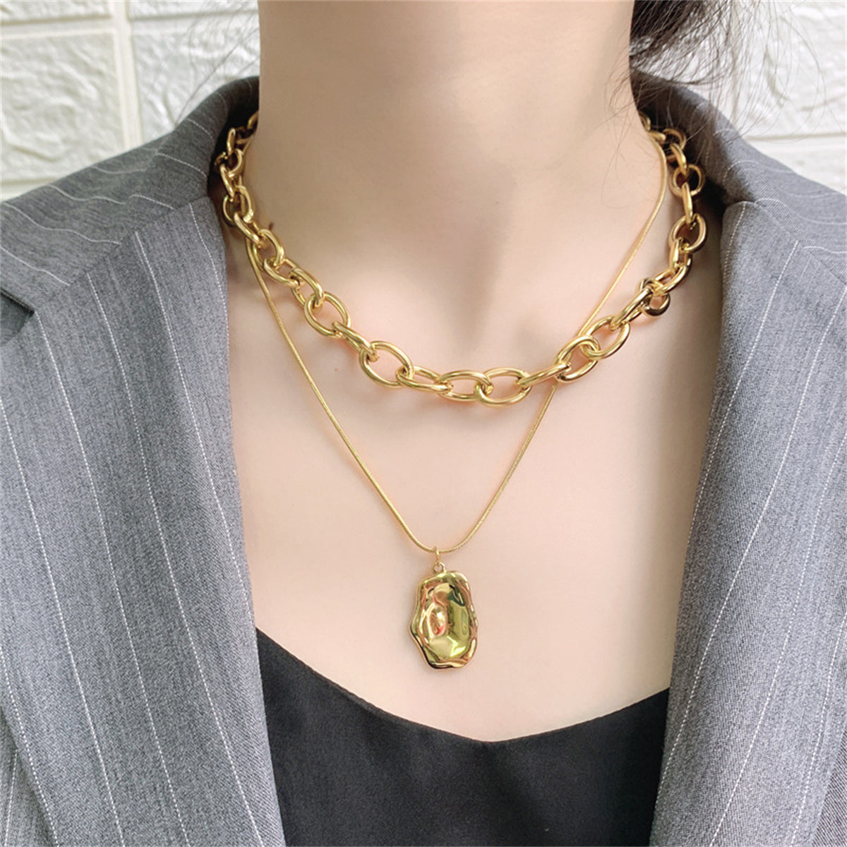 18K Gold-Plated Cable Chain Layered Pendant Necklace, gold pendant necklace for women, dainty minimalist design, styled look
