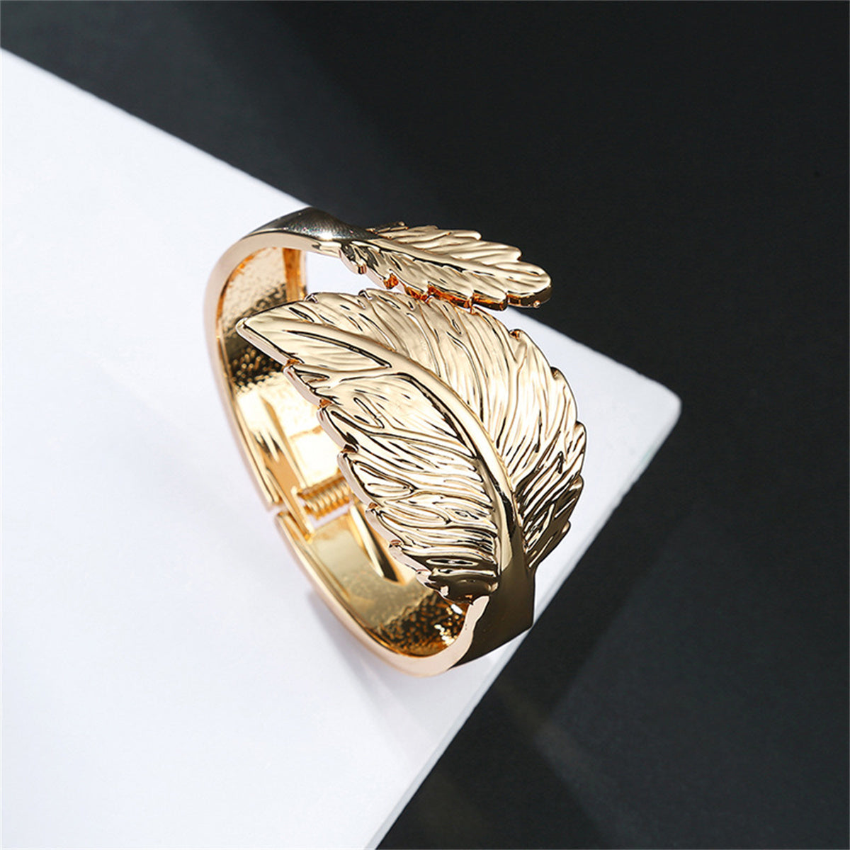 18K Gold-Plated Leaf Bypass Hinge Bangle, gold bangle bracelet, elegant gift for her, detail close-up