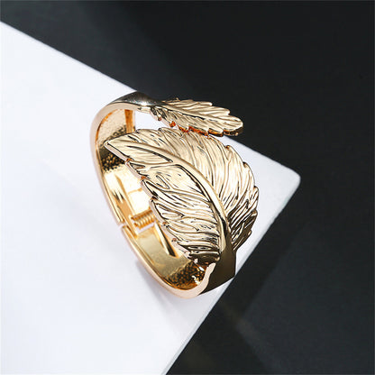 18K Gold-Plated Leaf Bypass Hinge Bangle, gold bangle bracelet, elegant gift for her, detail close-up