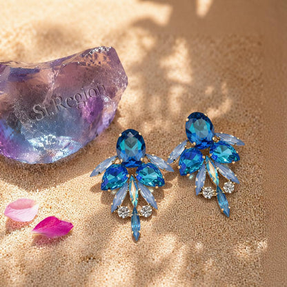 Blue Crystal and Cubic Zirconia Drop Earrings, drop earrings for women, vintage-inspired design, detail close-up