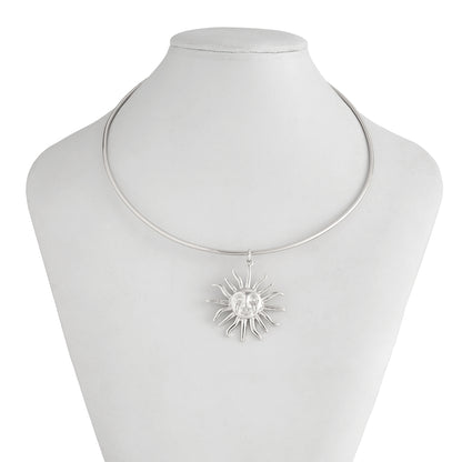 Silvertone Sun Pendant Choker, everyday style, lifestyle look
