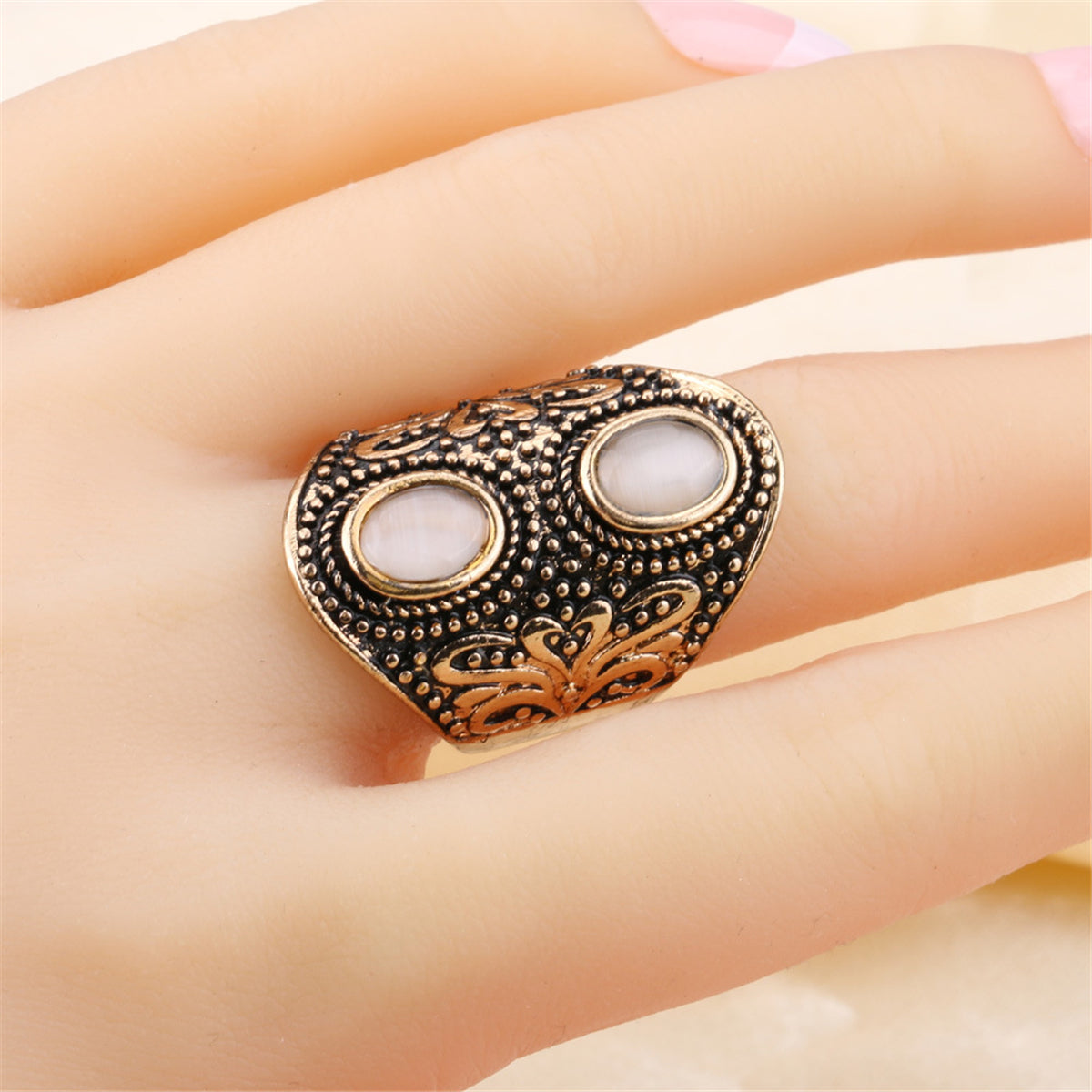 Cats Eye and 18K Gold-Plated Butterfly Round Ring, gold statement rings for women, dainty minimalist design, lifestyle look