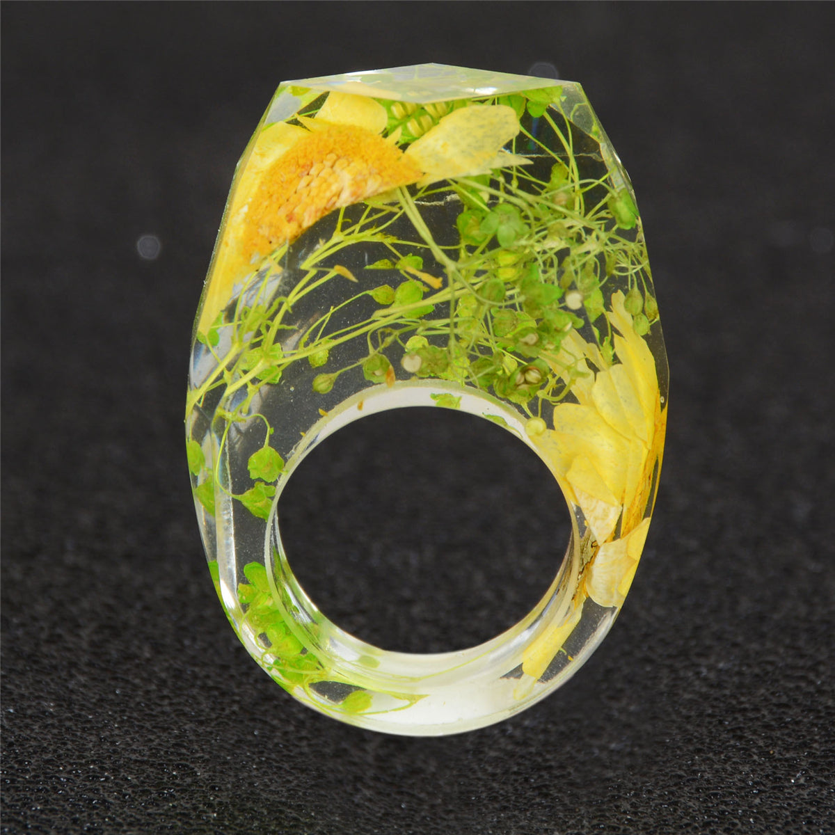 Yellow and Green Dried Flower Ring, statement rings for women, vintage-inspired design, lifestyle look