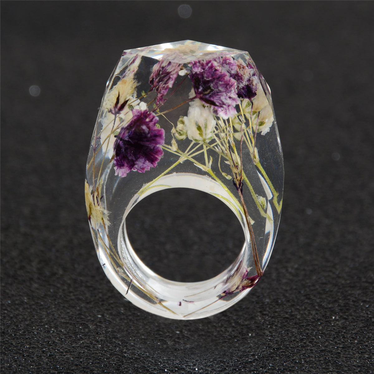 Purple and Off-White Dried Flower Ring, statement rings for women, vintage-inspired design, lifestyle look