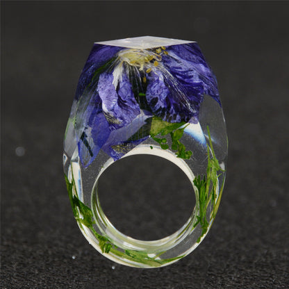 Purple and Green Dried Flower Ring, statement rings for women, botanical inspired, lifestyle look