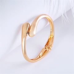 18K Gold-Plated Drop Bypass Hinge Bangle